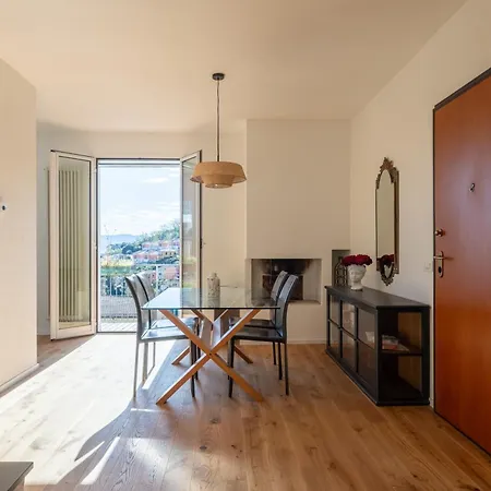 Lägenhet Casa Sarina Modern With And Sea View Up To 6 Ppl Garage Included *